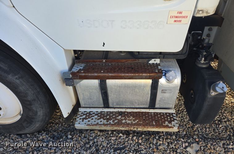 image for item YA1977 2014 Freightliner Business Class M2 cable placer bucket truck