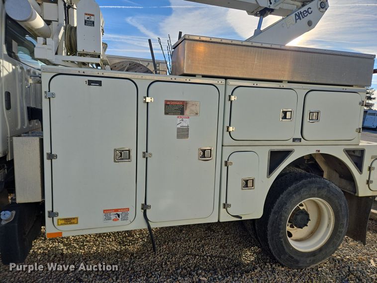 image for item YA1977 2014 Freightliner Business Class M2 cable placer bucket truck