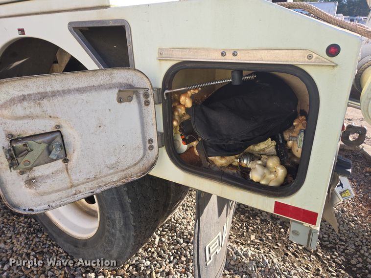 image for item YA1977 2014 Freightliner Business Class M2 cable placer bucket truck