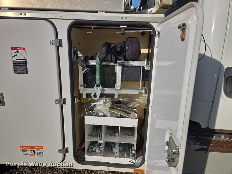 image for item YA1977 2014 Freightliner Business Class M2 cable placer bucket truck