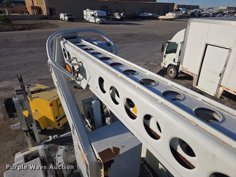 image for item YA1977 2014 Freightliner Business Class M2 cable placer bucket truck