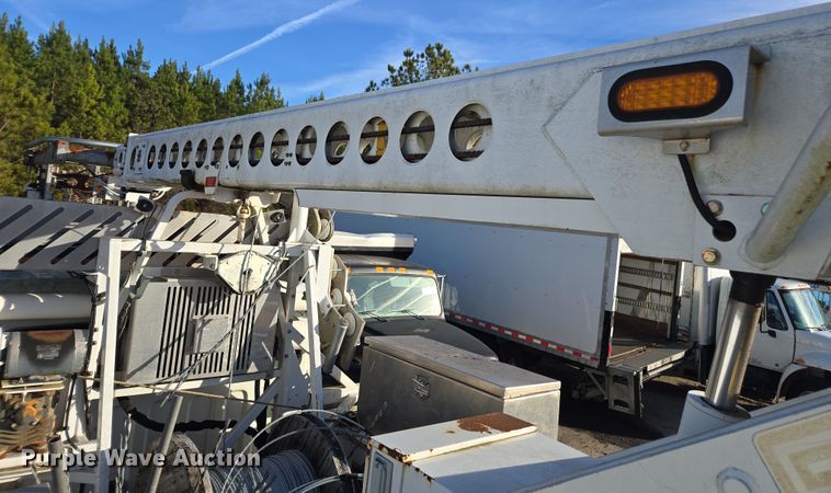 image for item YA1977 2014 Freightliner Business Class M2 cable placer bucket truck