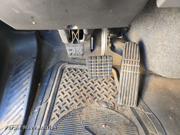 image for item YA1977 2014 Freightliner Business Class M2 cable placer bucket truck