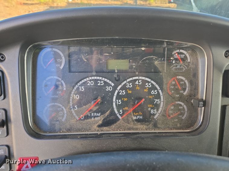 image for item YA1977 2014 Freightliner Business Class M2 cable placer bucket truck