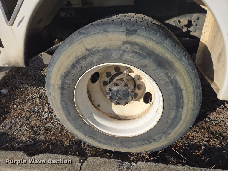 image for item YA1977 2014 Freightliner Business Class M2 cable placer bucket truck