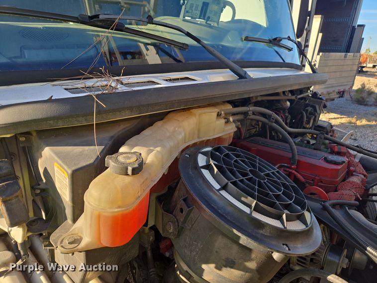 image for item YA1977 2014 Freightliner Business Class M2 cable placer bucket truck