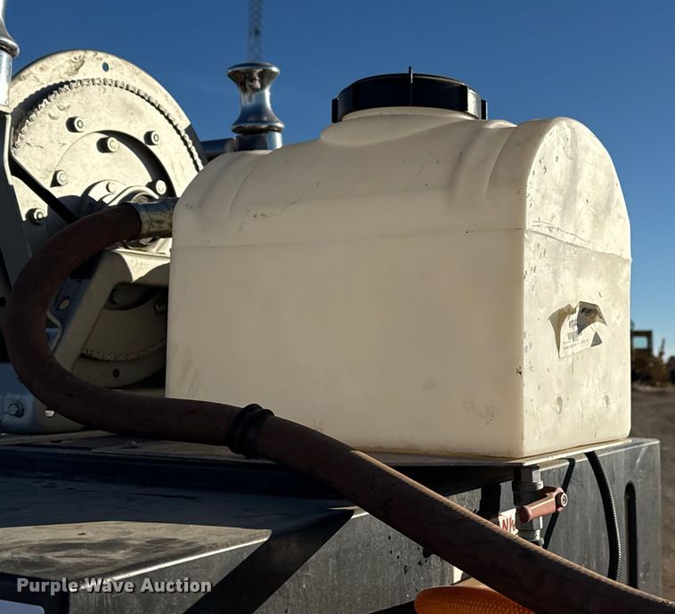 image for item DQ4219 Brush fire skid unit