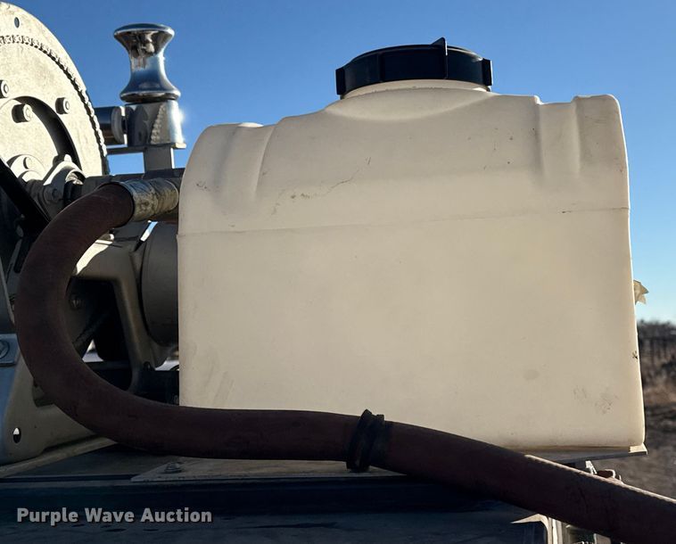 image for item DQ4219 Brush fire skid unit