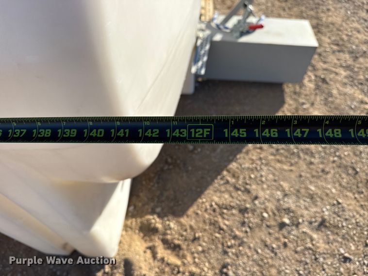 image for item DQ4220 Poly tank