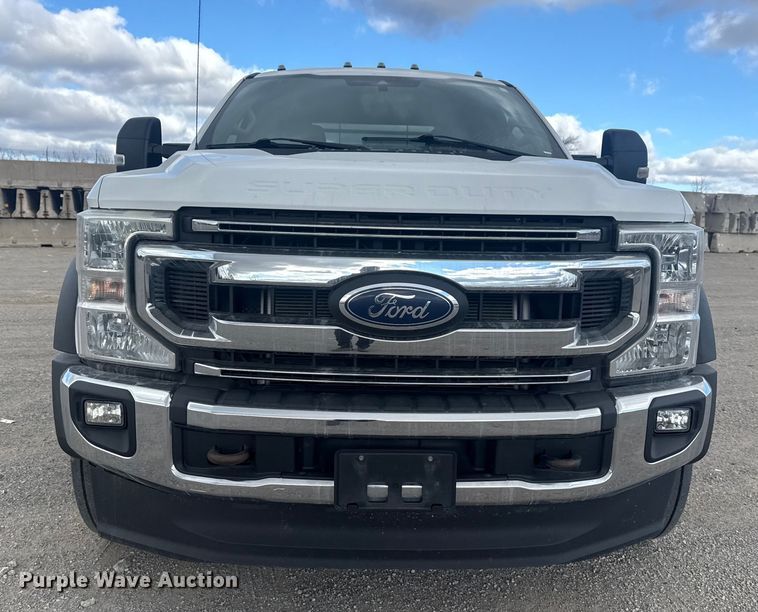 image for item DQ4222 2020 Ford F550 Ext. Cab flatbed truck