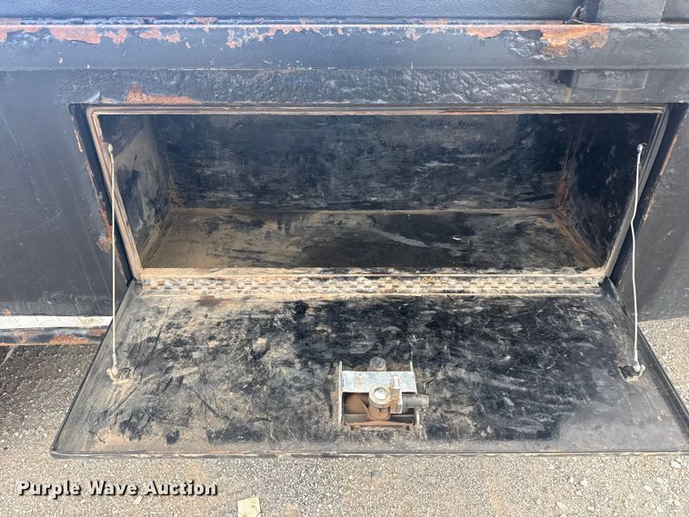 image for item DQ4222 2020 Ford F550 Ext. Cab flatbed truck