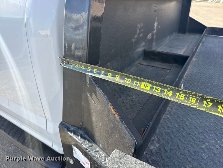 image for item DQ4222 2020 Ford F550 Ext. Cab flatbed truck