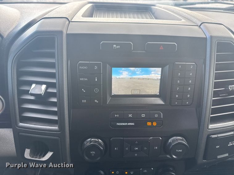 image for item DQ4222 2020 Ford F550 Ext. Cab flatbed truck