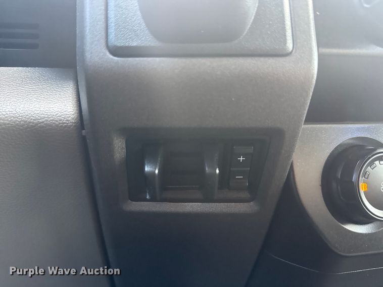 image for item DQ4222 2020 Ford F550 Ext. Cab flatbed truck