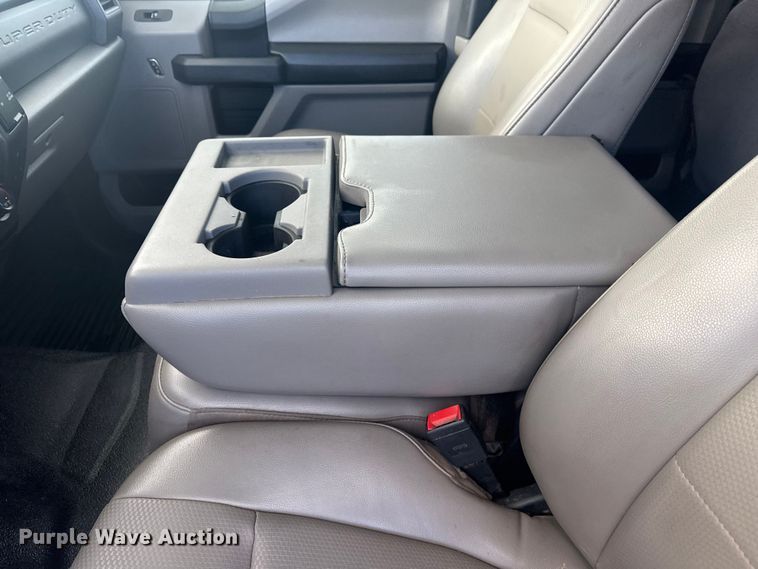 image for item DQ4222 2020 Ford F550 Ext. Cab flatbed truck