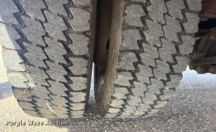 image for item DQ4222 2020 Ford F550 Ext. Cab flatbed truck