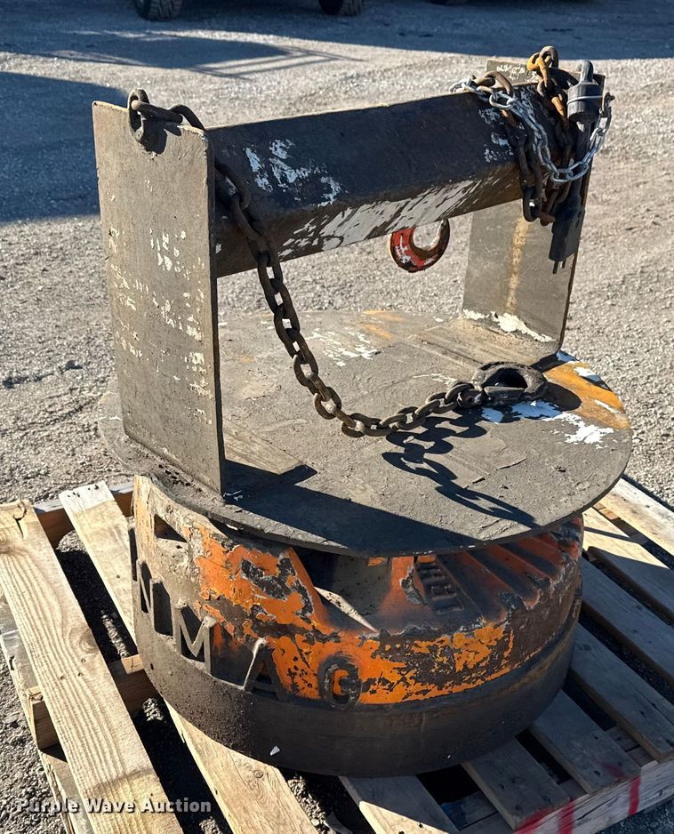 image for item DQ4234 Canmag magnet