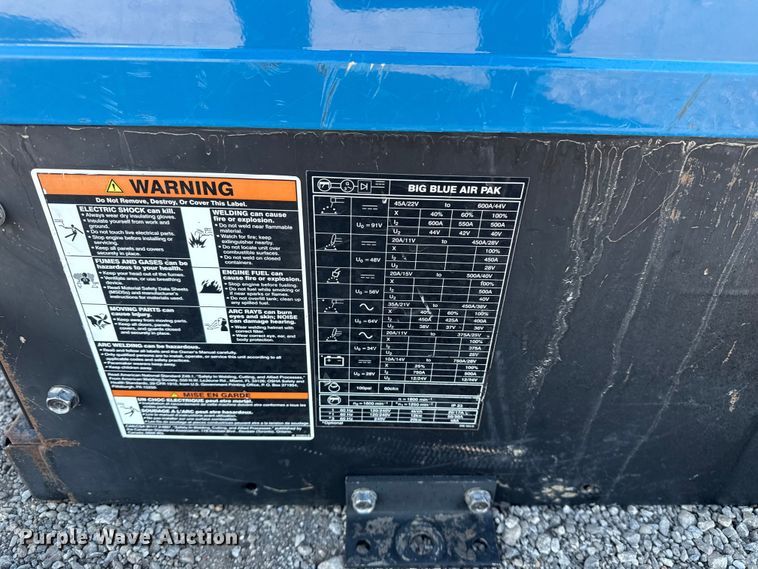 image for item DQ4237 Miller Big Blue Air Pak welder/generator