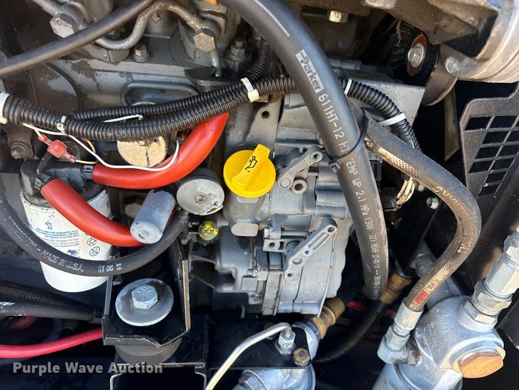 image for item DQ4237 Miller Big Blue Air Pak welder/generator