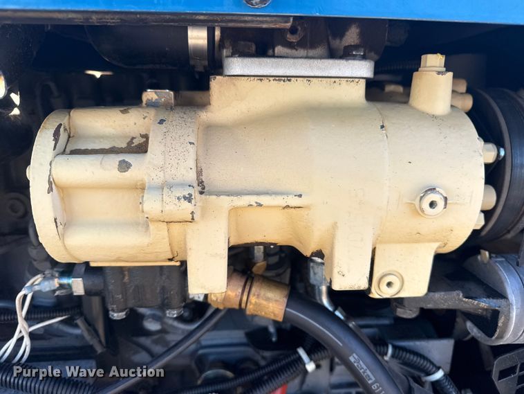 image for item DQ4237 Miller Big Blue Air Pak welder/generator