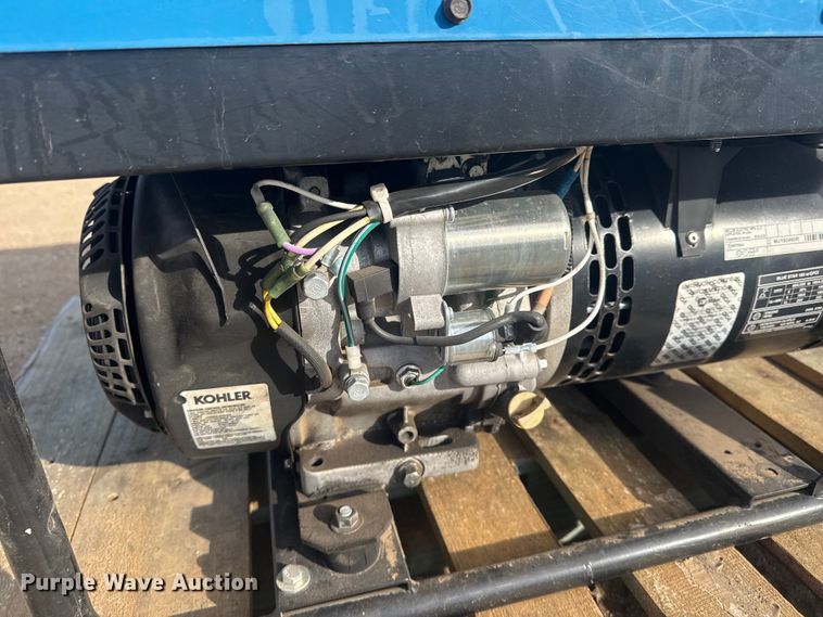 image for item DQ4238 Miller Blue Star 185 welder