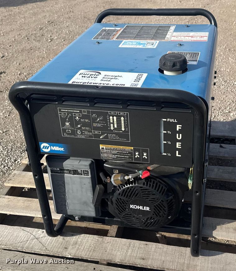 image for item DQ4239 Miller Blue Star 185 welder/generator