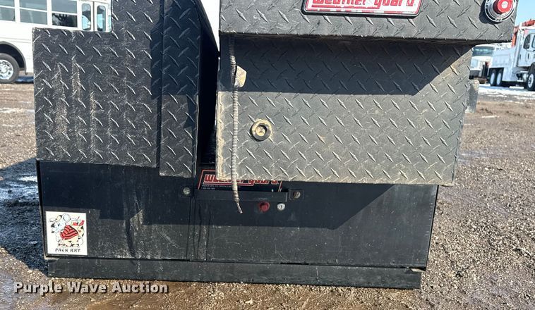 image for item DQ4240 (4) toolboxes