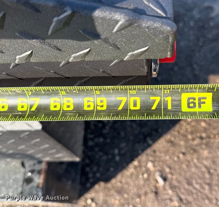 image for item DQ4240 (4) toolboxes