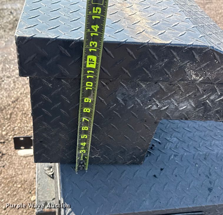 image for item DQ4240 (4) toolboxes