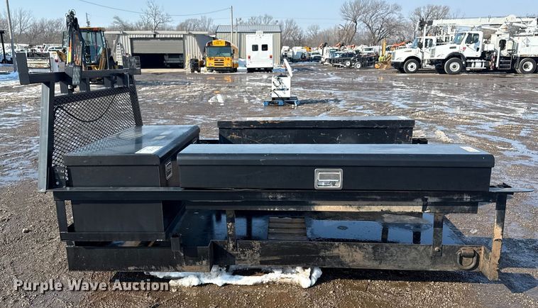 image for item DQ4242 Flatbed