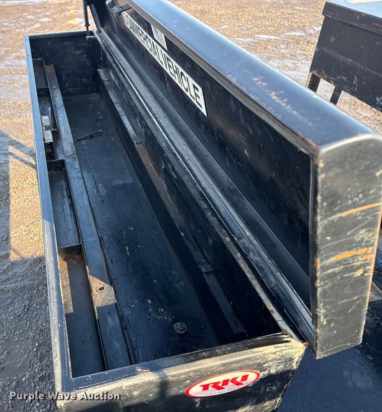 image for item DQ4242 Flatbed