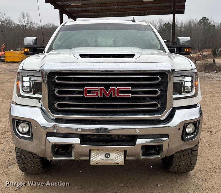 image for item DR2839 2018 GMC Sierra 2500 Crew Cab pickup truck
