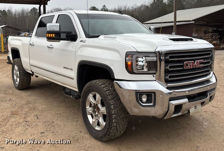 image for item DR2839 2018 GMC Sierra 2500 Crew Cab pickup truck