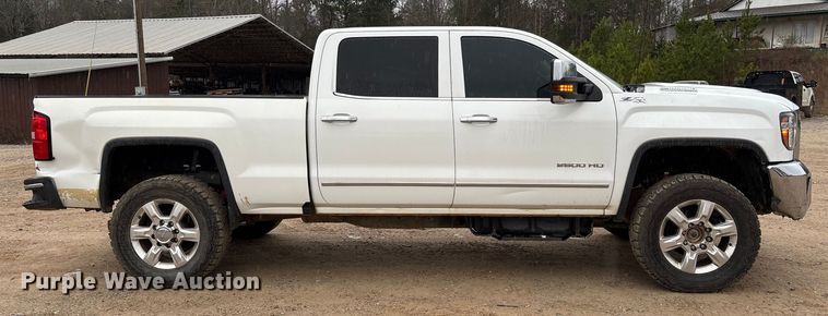 image for item DR2839 2018 GMC Sierra 2500 Crew Cab pickup truck