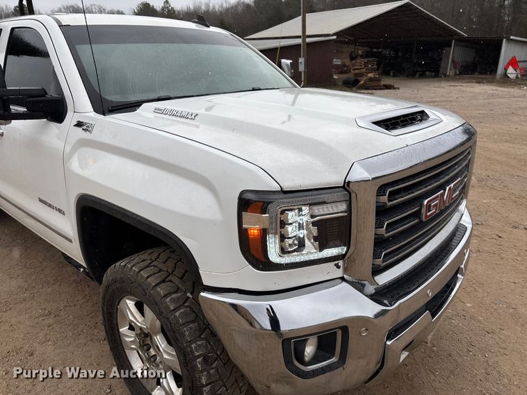 image for item DR2839 2018 GMC Sierra 2500 Crew Cab pickup truck