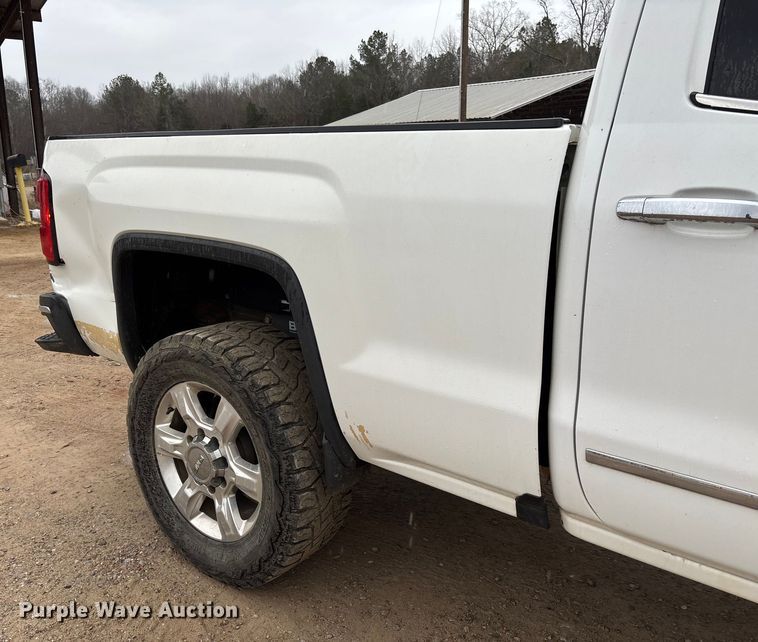 image for item DR2839 2018 GMC Sierra 2500 Crew Cab pickup truck