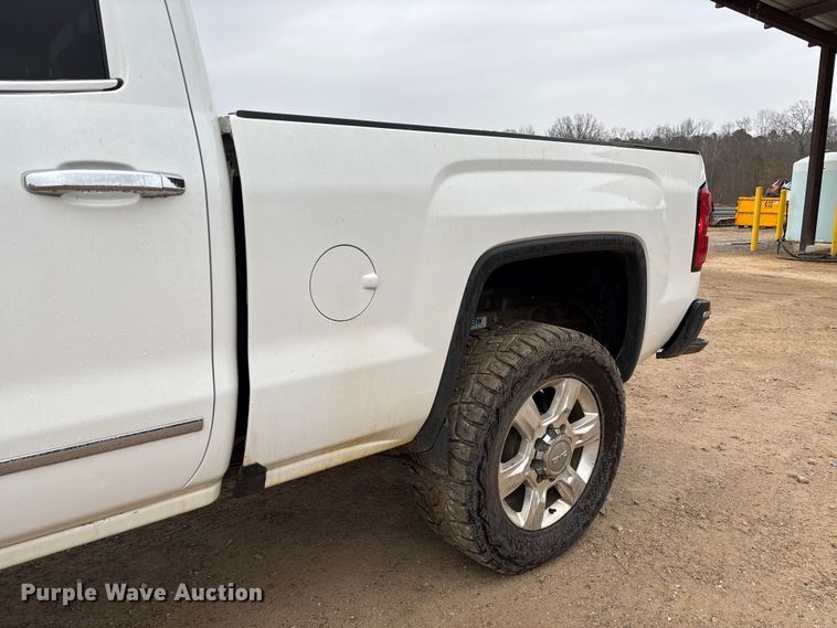 image for item DR2839 2018 GMC Sierra 2500 Crew Cab pickup truck