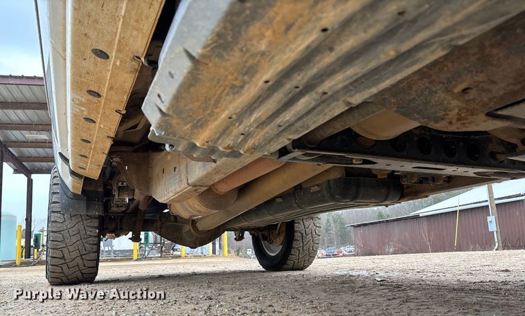 image for item DR2839 2018 GMC Sierra 2500 Crew Cab pickup truck