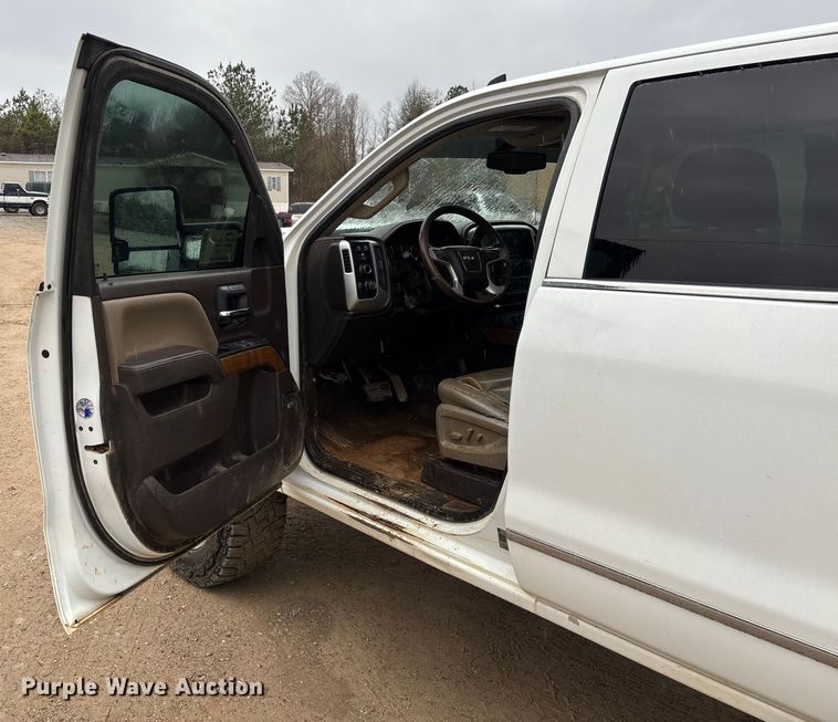 image for item DR2839 2018 GMC Sierra 2500 Crew Cab pickup truck