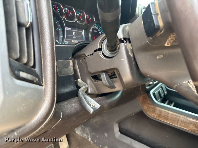 image for item DR2839 2018 GMC Sierra 2500 Crew Cab pickup truck