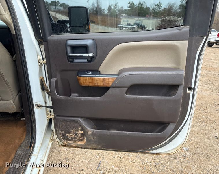 image for item DR2839 2018 GMC Sierra 2500 Crew Cab pickup truck