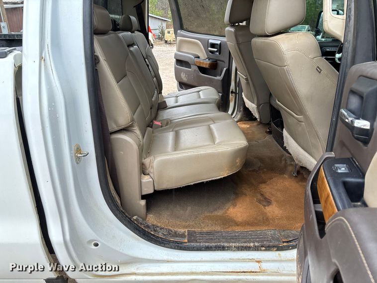 image for item DR2839 2018 GMC Sierra 2500 Crew Cab pickup truck