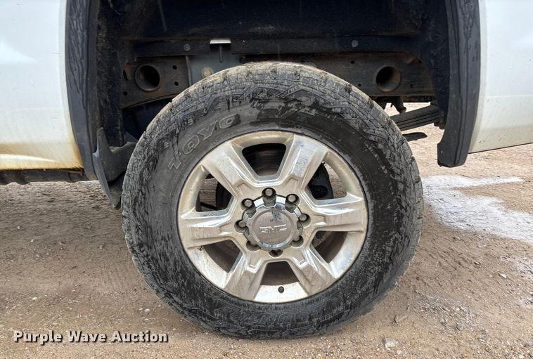 image for item DR2839 2018 GMC Sierra 2500 Crew Cab pickup truck