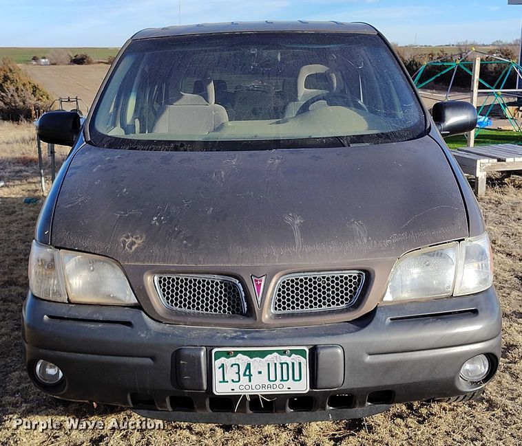 image for item DT0843 2000 Pontiac Montana van