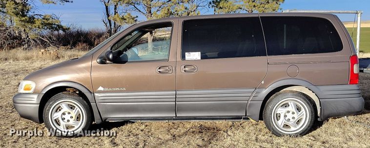 image for item DT0843 2000 Pontiac Montana van