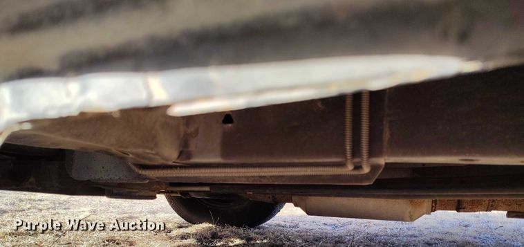 image for item DT0843 2000 Pontiac Montana van