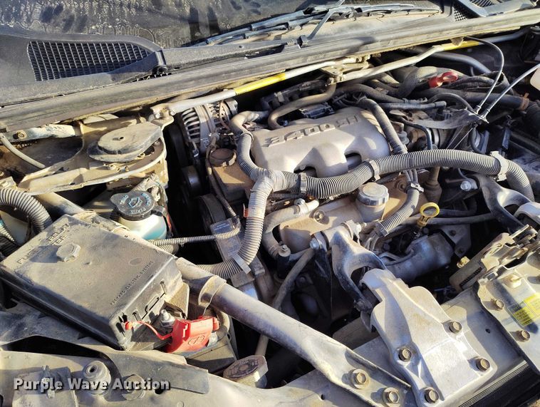 image for item DT0843 2000 Pontiac Montana van