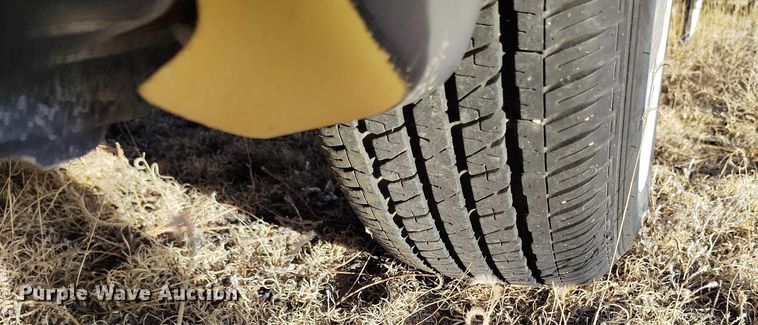 image for item DT0843 2000 Pontiac Montana van