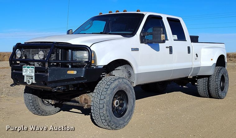 image for item DT0860 2006 Ford F350 Lariat Crew Cab pickup truck