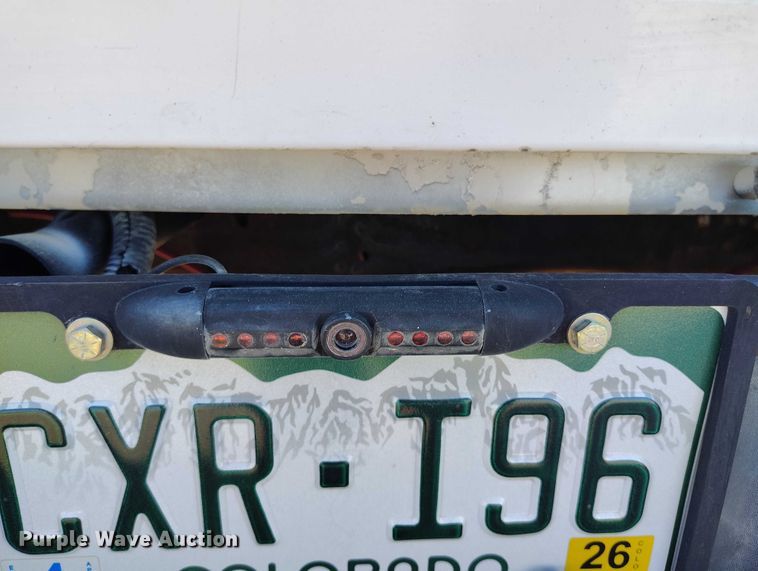 image for item DT0860 2006 Ford F350 Lariat Crew Cab pickup truck